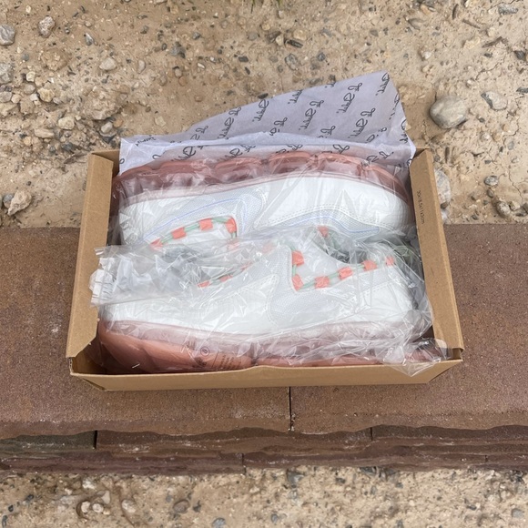 Lime and Pink Bubble Sneakers 🥝 - Picture 3 of 5